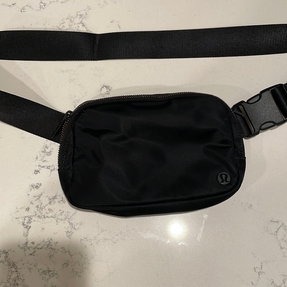 Lululemon Black Belt Bag
